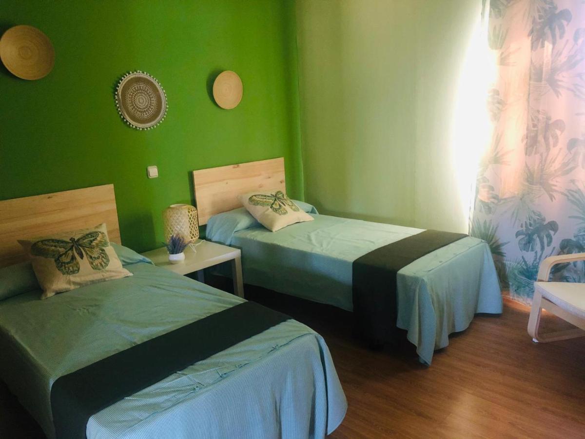 Hospederia De Juan Otel Fuentiduena de Tajo Dış mekan fotoğraf
